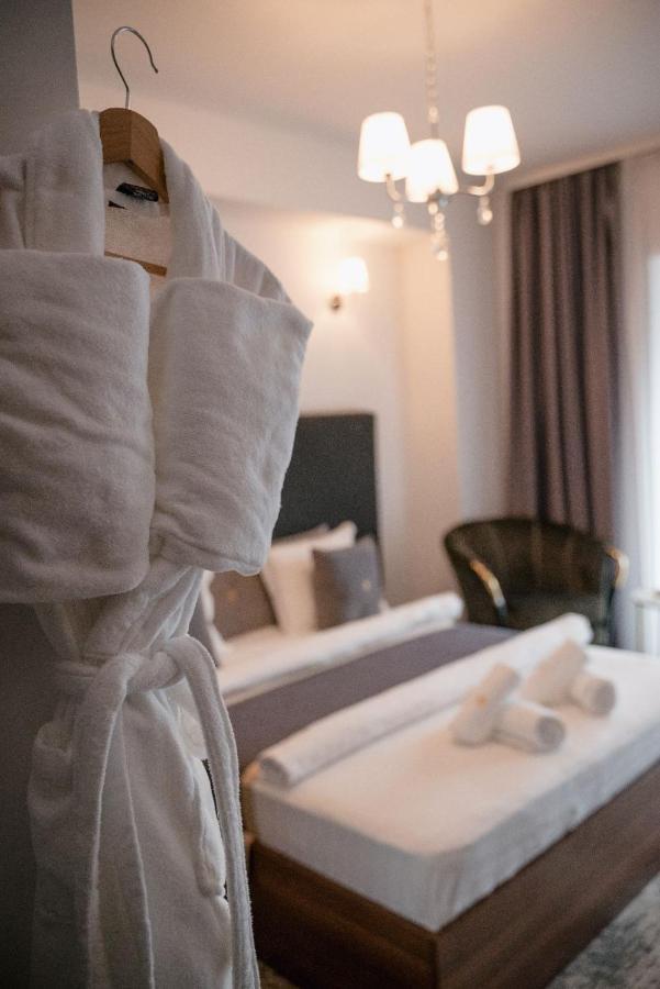 Silver Mountain Resort & Spa 포이아나브라소프 외부 사진