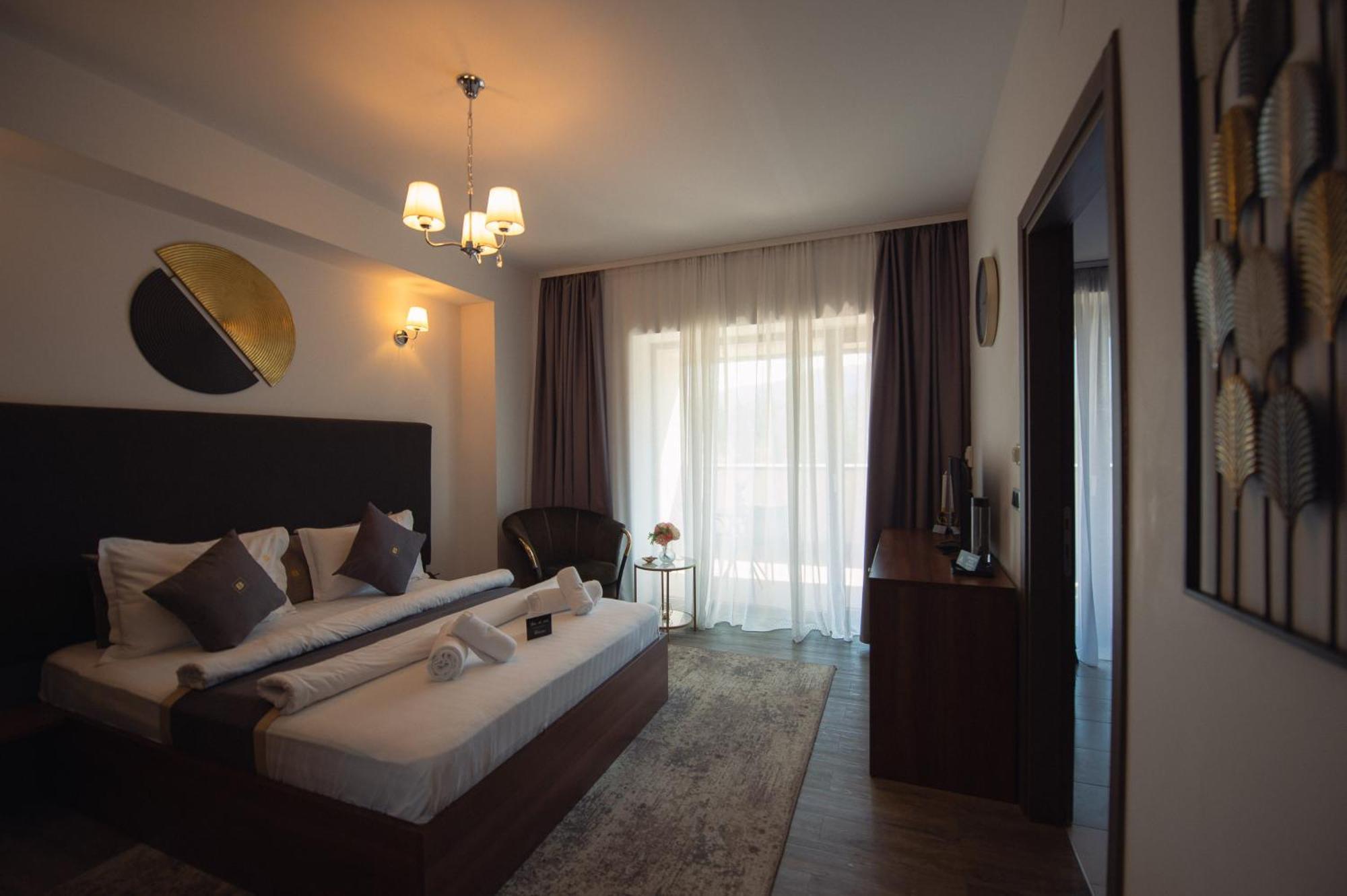Silver Mountain Resort & Spa 포이아나브라소프 외부 사진